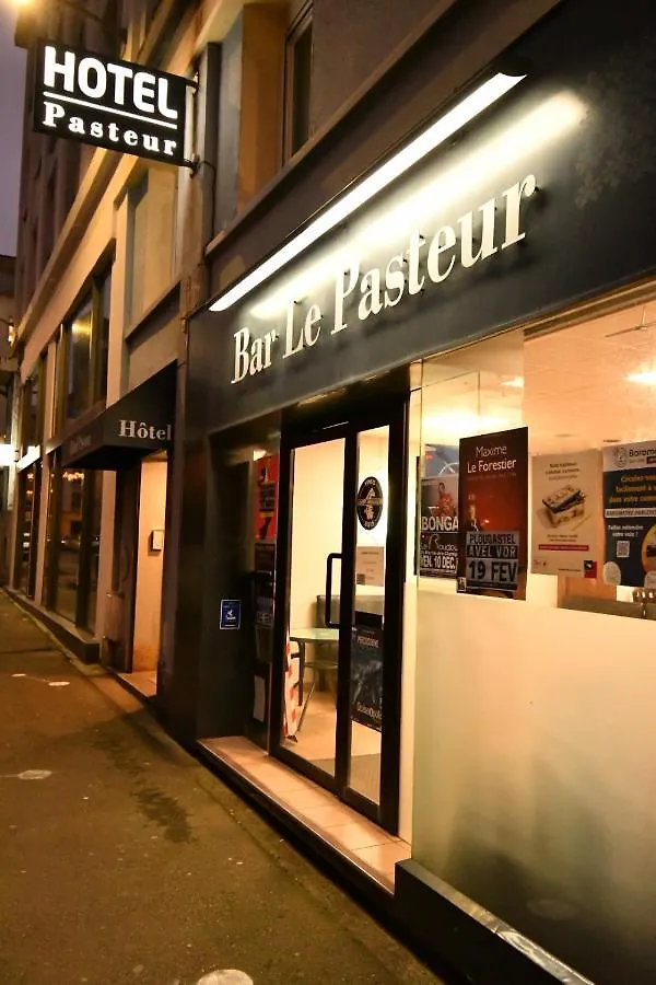 Le Pasteur contacts